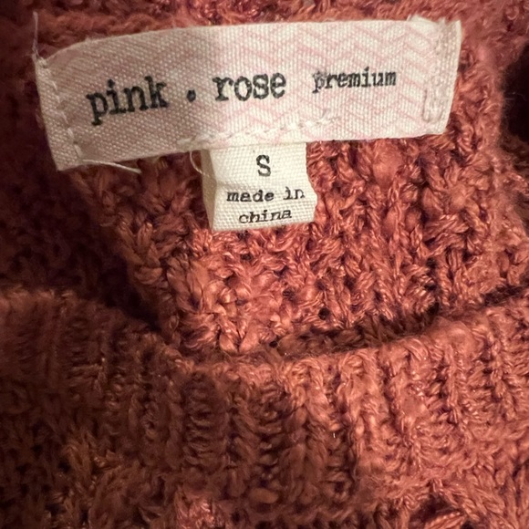 Pink Rose Sweater size S - Picture 4 of 4